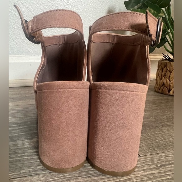 Chinese laundry pink suede-like chunky peep toe sandals size 8 - Picture 7 of 11